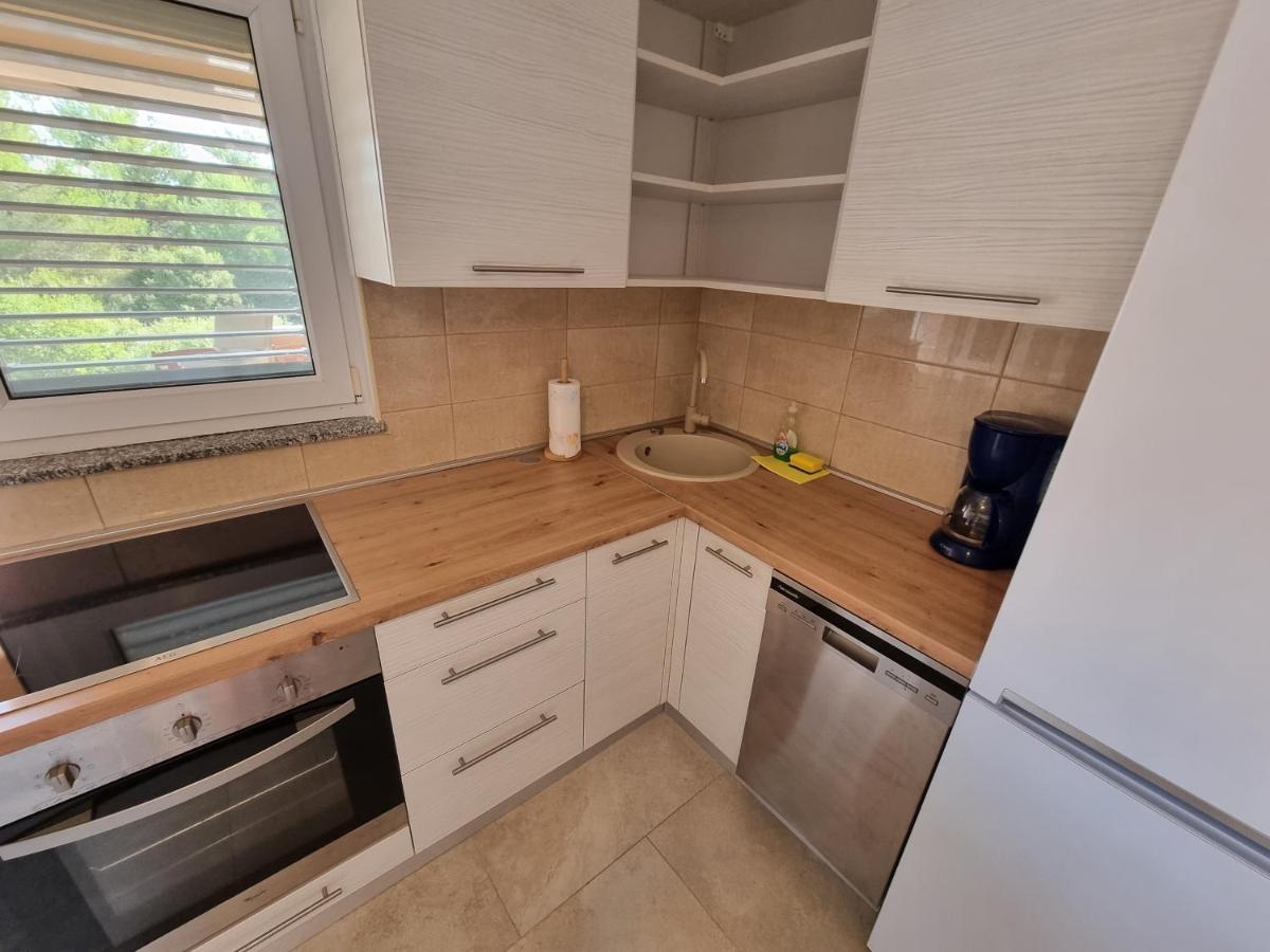 Apartments Bagic Vir Exterior photo